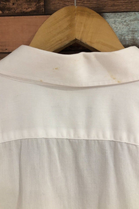 Chemise blanche texturée avec détails à carreaux rouges (xl) - Homme seconde main Matinique   