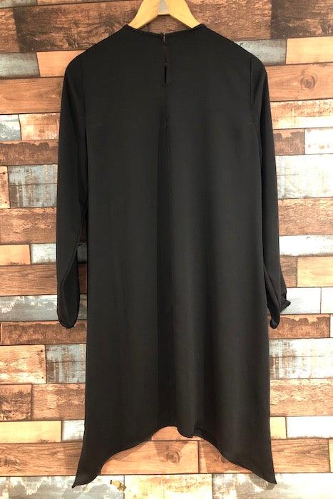 Robe ample noire avec volants (s) seconde main BCBG Maxazria 