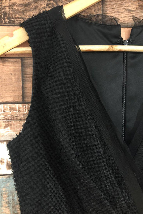 Robe noire texturée sans manche (s) seconde main Max and Cleo   
